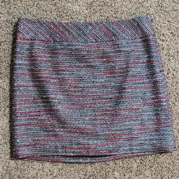 LOFT Dresses & Skirts - FINAL PRICE! LOFT Tweed Mini Skirt